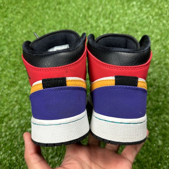 Air jordan 1 bred multi color grade school size 5y or women’s 6.5 US - Picture 5 of 7